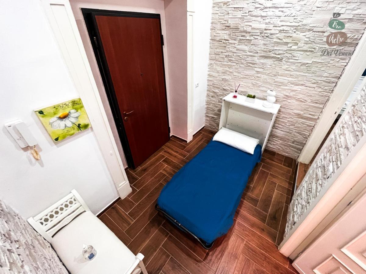 Le Tre Pietre Del Vesuvio Apartment Pompei Bagian luar foto
