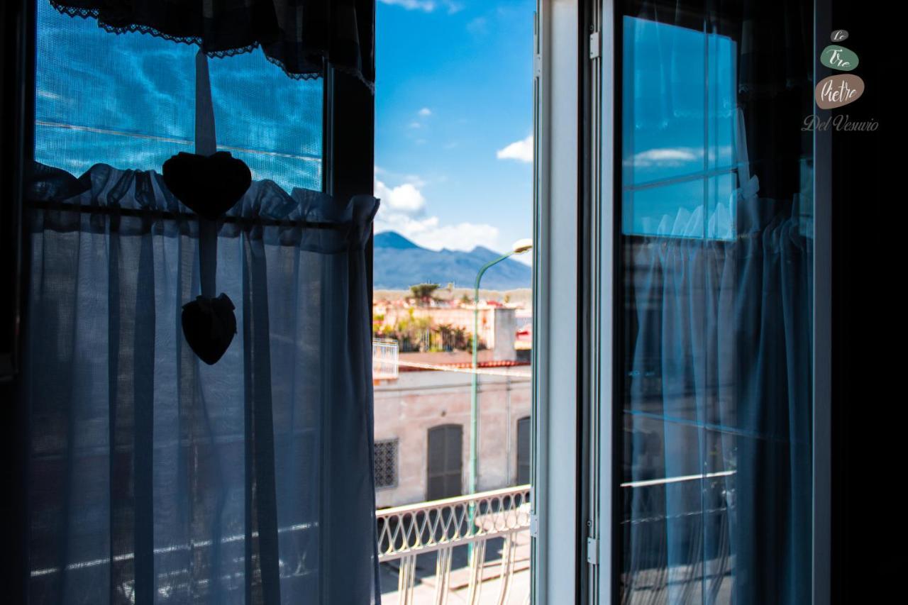Le Tre Pietre Del Vesuvio Apartment Pompei Bagian luar foto
