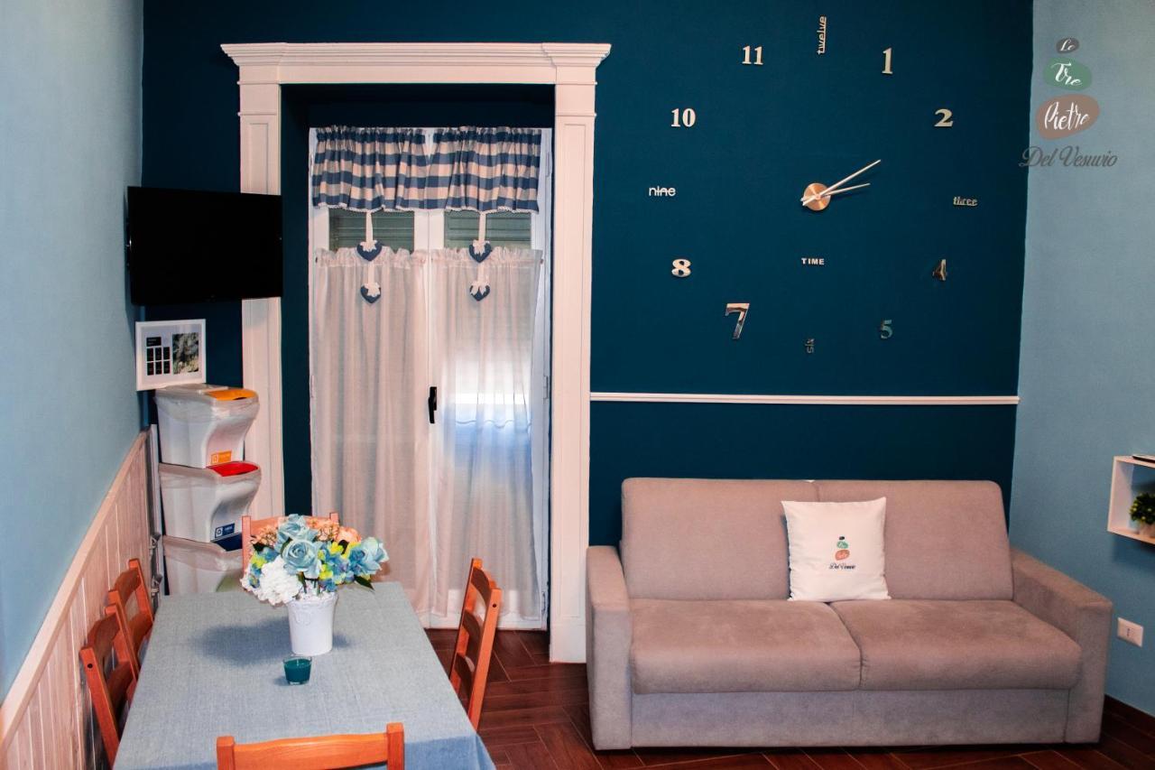 Le Tre Pietre Del Vesuvio Apartment Pompei Bagian luar foto