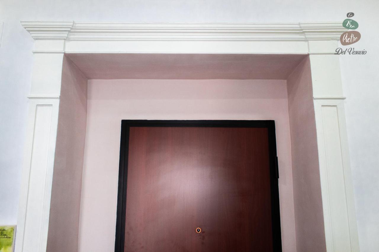 Le Tre Pietre Del Vesuvio Apartment Pompei Bagian luar foto