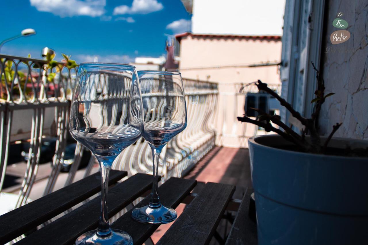 Le Tre Pietre Del Vesuvio Apartment Pompei Bagian luar foto